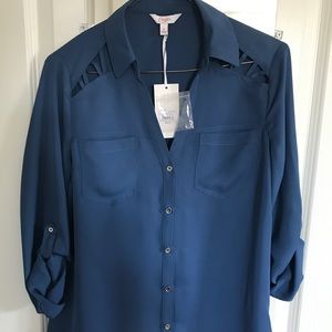 Button down blue top